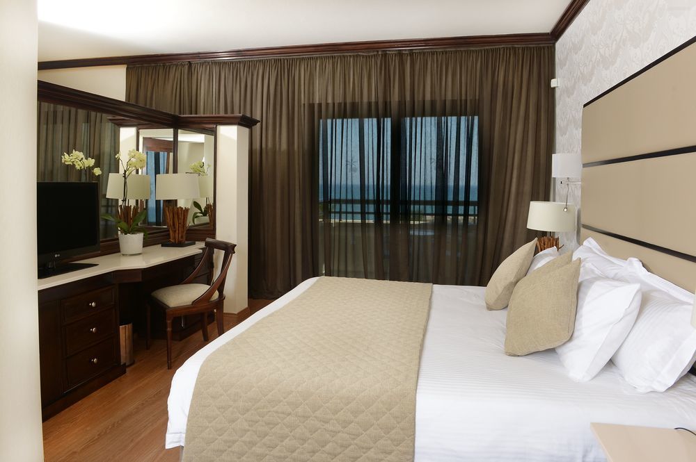 Palm Beach Hotel & Bungalows 라르나카 외부 사진